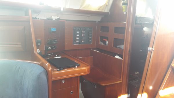 OCEANIS 423 – Image 5