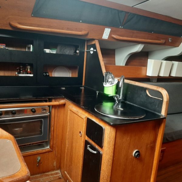 JEANNEAU SUN SHINE 38 – Image 4