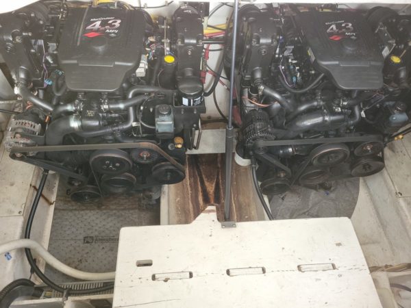 BAYLINER 300 SB – Image 10