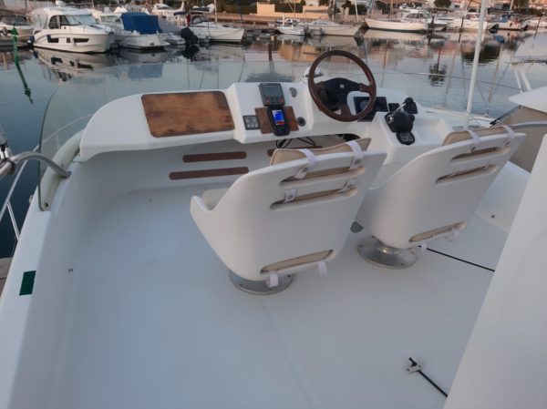 JEANNEAU MERRY FISHER 925 FLY – Image 12