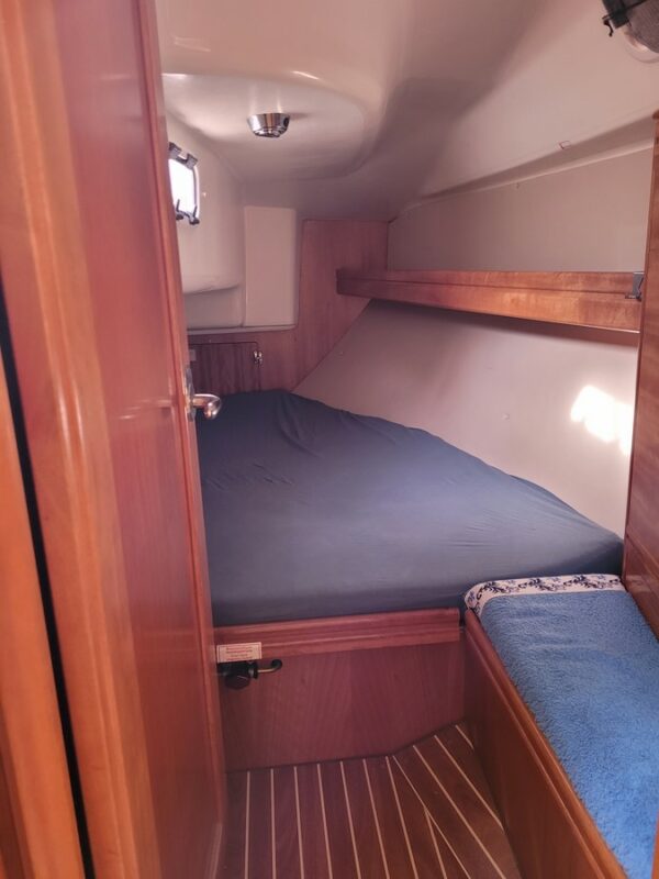 BAVARIA 31 CRUISER – Image 7