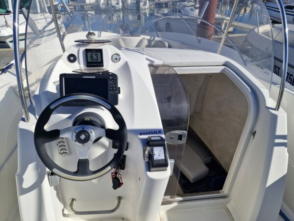 QUICKSILVER 720 COMMANDER – Image 4