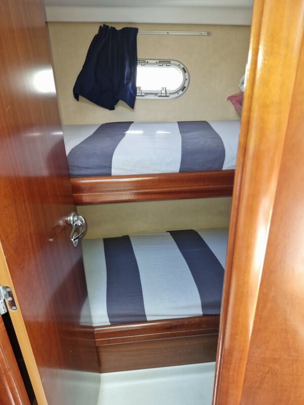 BENETEAU ANTARES 980 – Image 7
