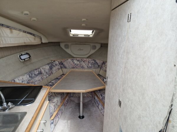 BAYLINER 2655 CIERA – Image 6