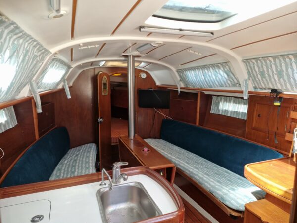 BENETEAU OCEANIS 311 CLIPPER – Image 6