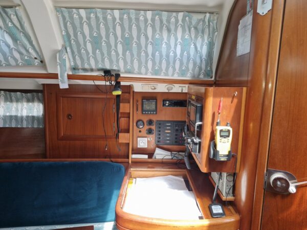 BENETEAU OCEANIS 311 CLIPPER – Image 9