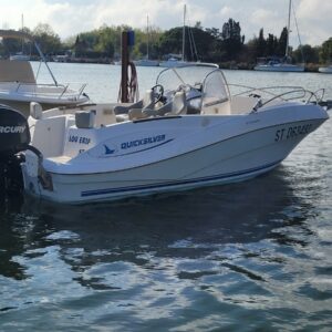 QUICKSILVER 635 COMMANDER