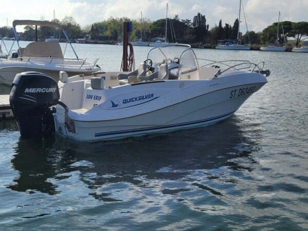 QUICKSILVER 635 COMMANDER