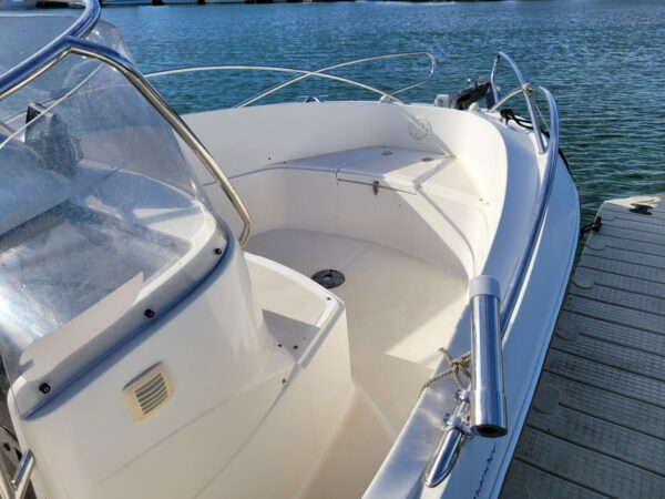 QUICKSILVER 635 COMMANDER – Image 3