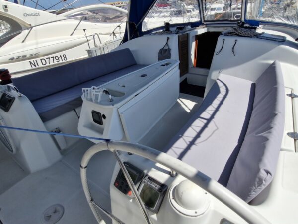 BENETEAU CYCLADES 43 – Image 9