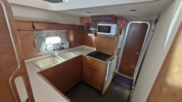 PRINCESS 415 – Image 4