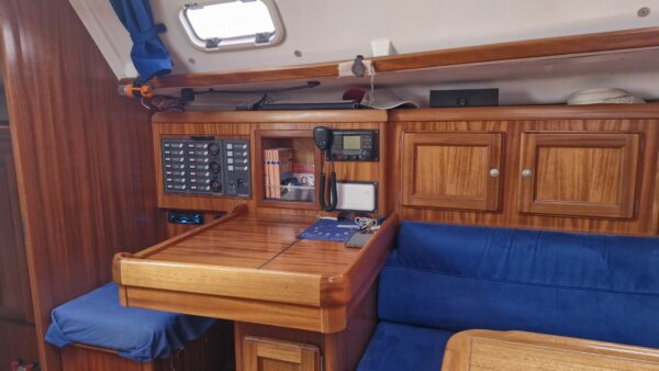 DUFOUR 36 CLASSIC – Image 5