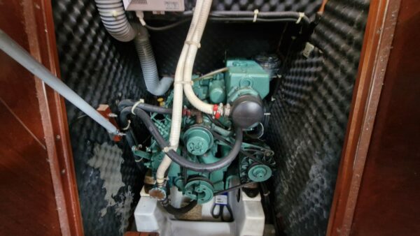 BENETEAU OCEANIS CLIPPER 373 – Image 11