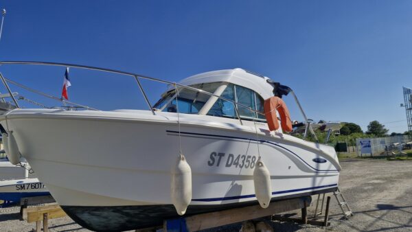 BENETEAU ANTARES 650 HB – Image 2
