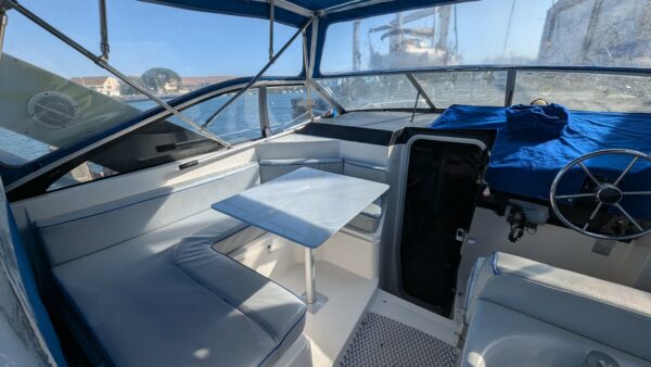 BAYLINER 3250 AVENTI SUNBRIDGE – Image 4