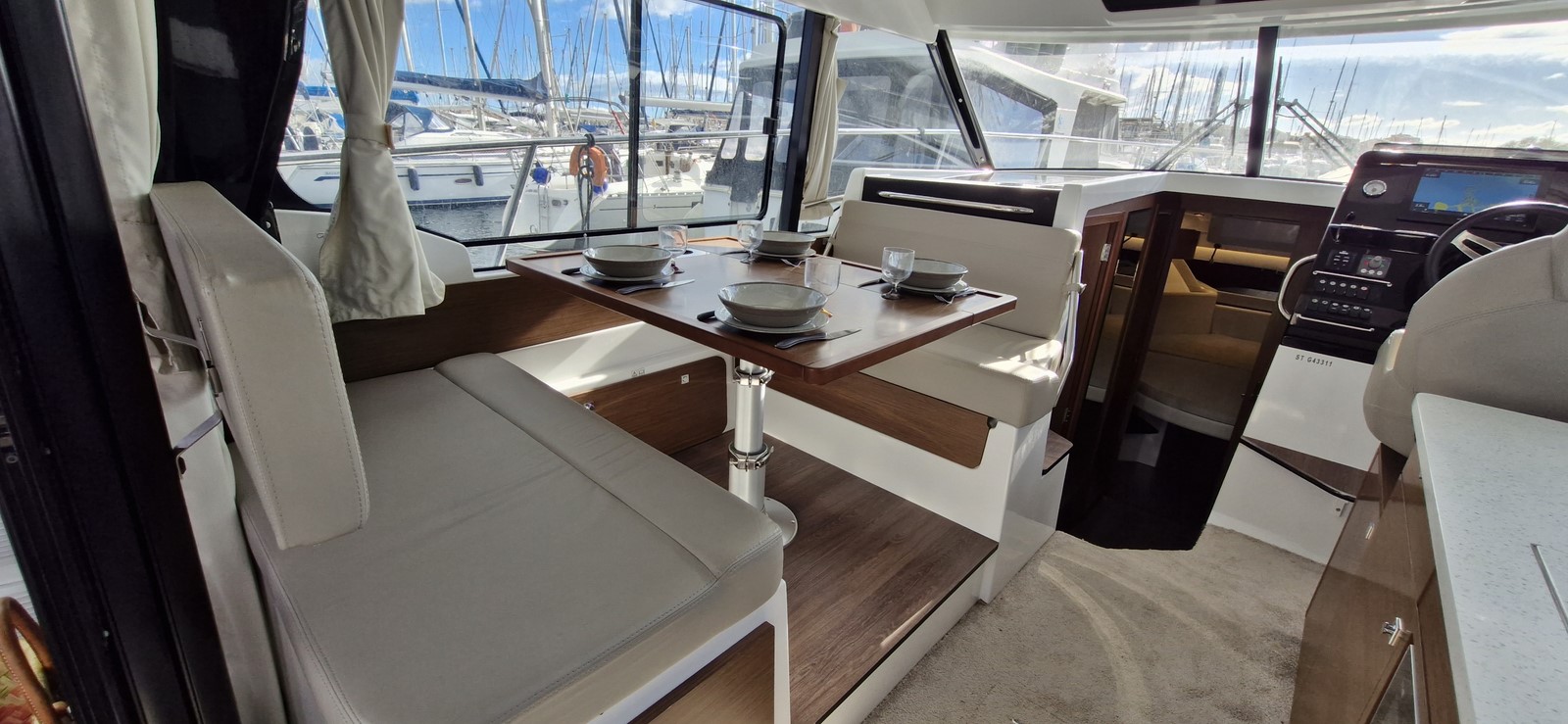 JEANNEAU MERRY FISHER 1095 – Image 5