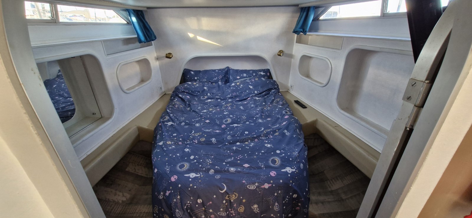 POWLES 36 FLY – Image 8