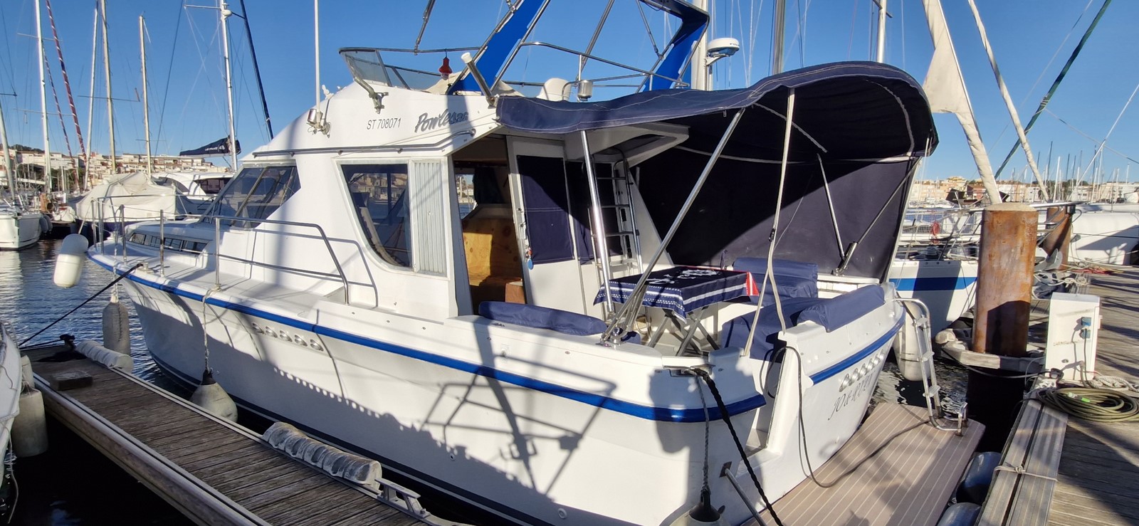 POWLES 36 FLY – Image 12