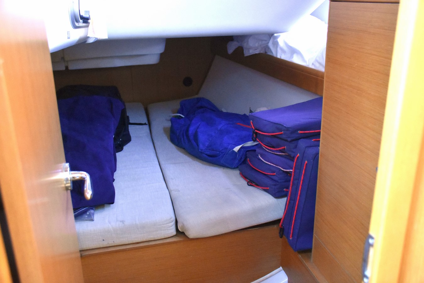 JEANNEAU SUN ODYSSEY 42 i PERFORMANCE – Image 10