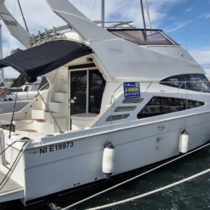 CARVER 380 SEDAN SPORT