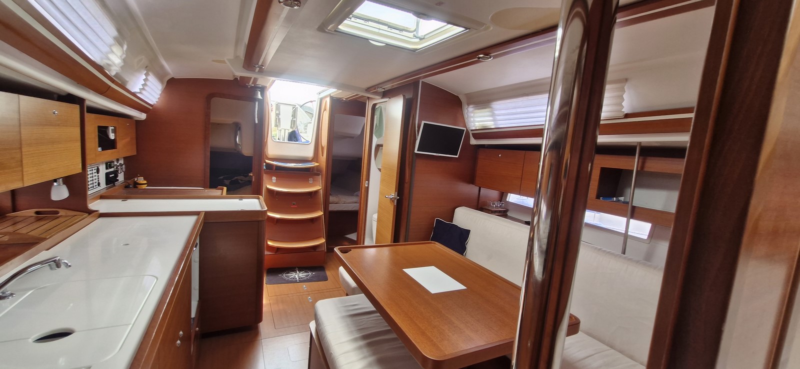 DUFOUR 375 GRAND LARGE – Image 8