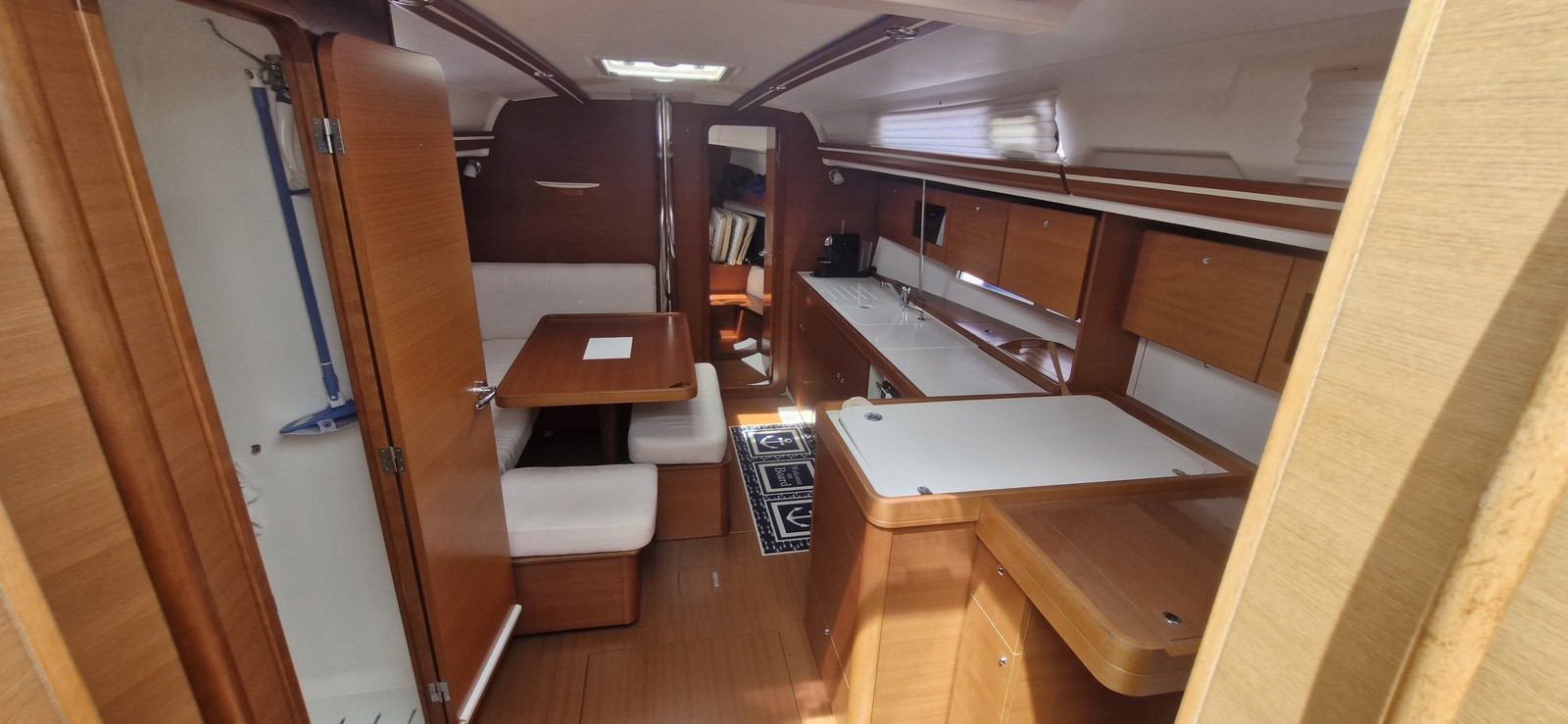 DUFOUR 375 GRAND LARGE – Image 6