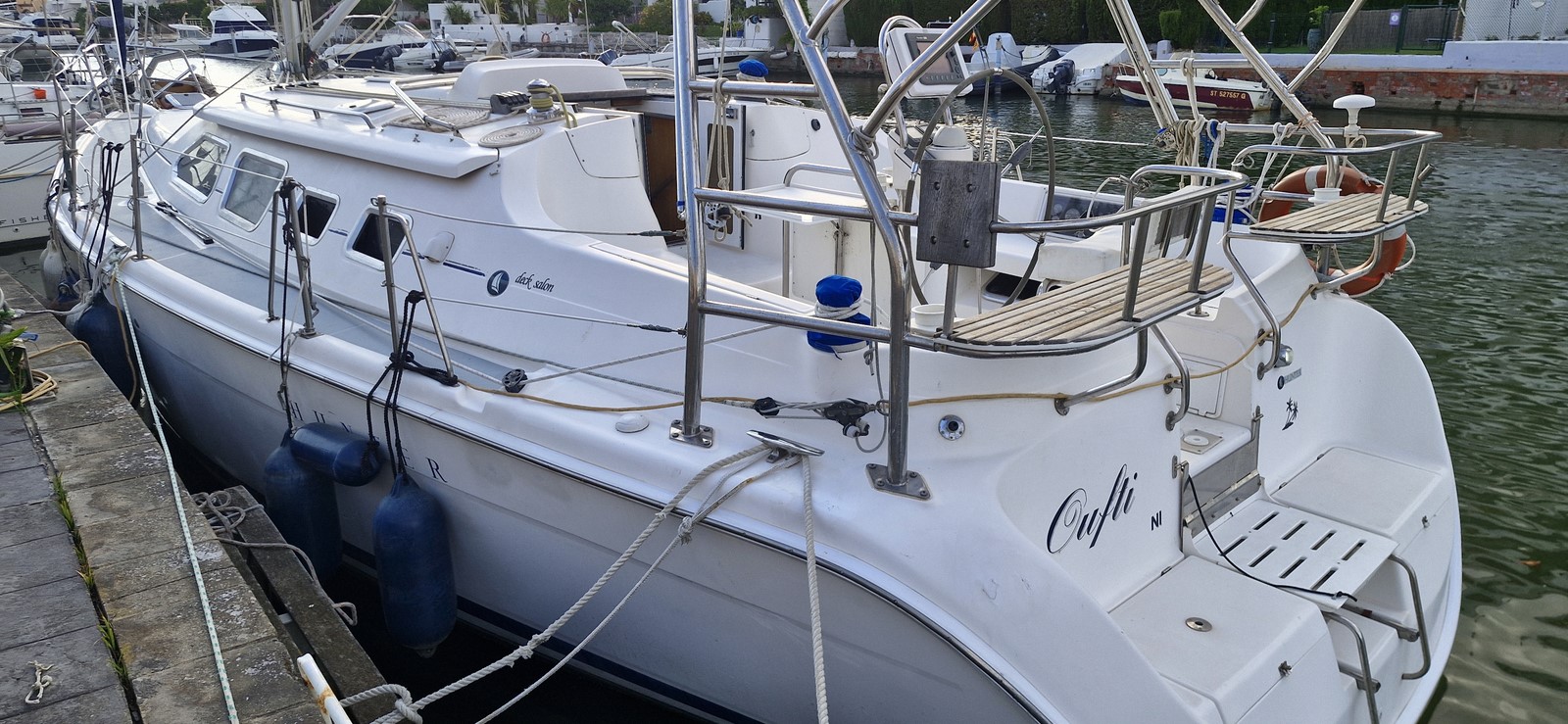 HUNTER 41 DECK SALON – Image 3