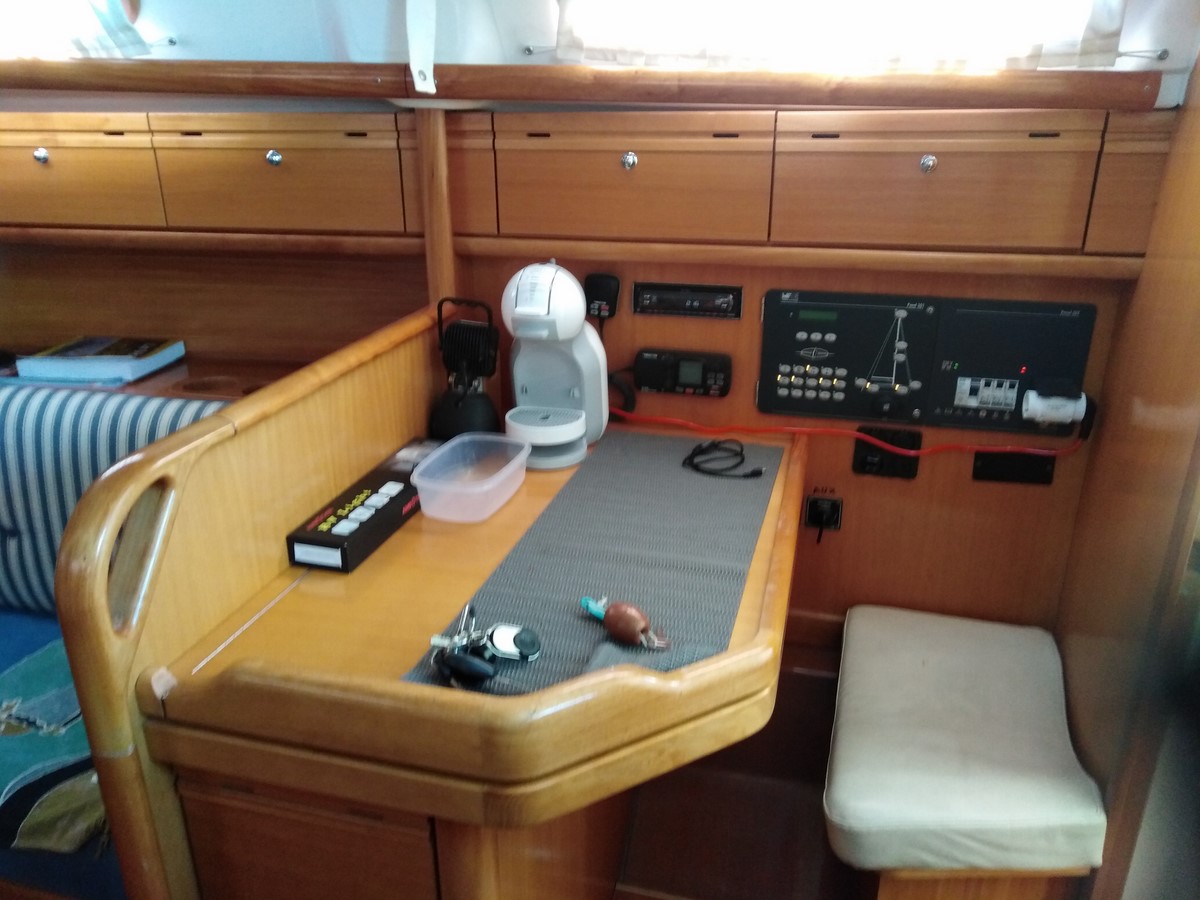 BAVARIA 30 CRUISER – Image 6