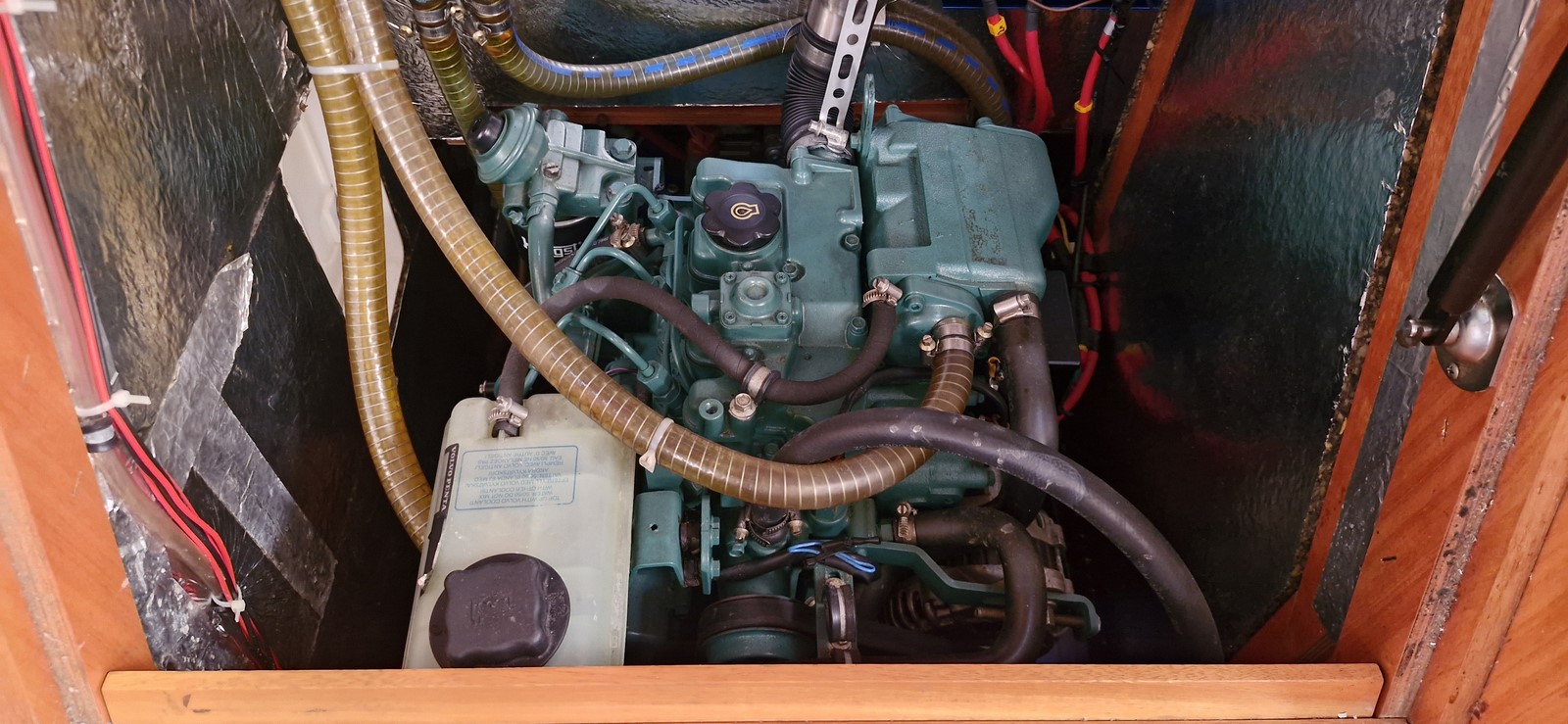 BAVARIA 30 CRUISER – Image 10