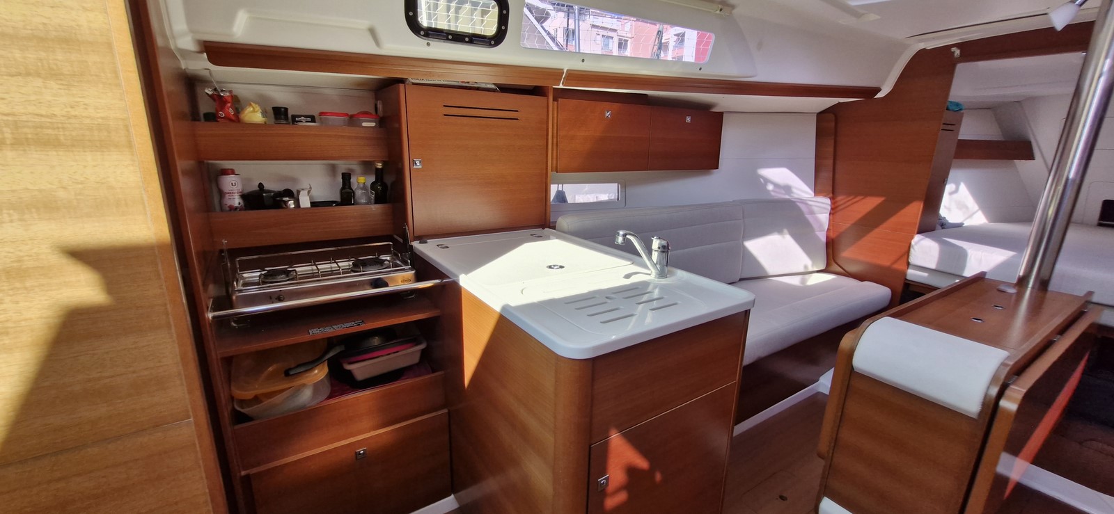 DUFOUR 310 GRAND LARGE – Image 7