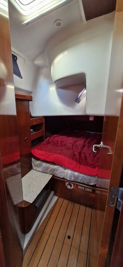 BENETEAU OCEANIS 411 CELEBRATION – Image 10